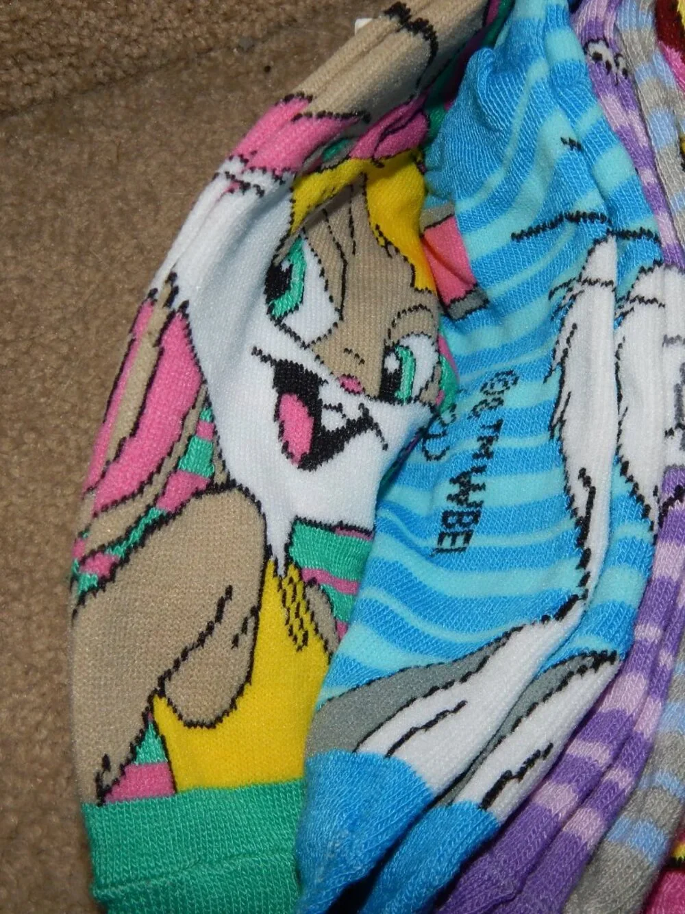 NWT LOONEY TUNES 5 Low Cut Socks TAZ BUGS BUNNY LOLA BUNNY SYLVESTER TWEETY